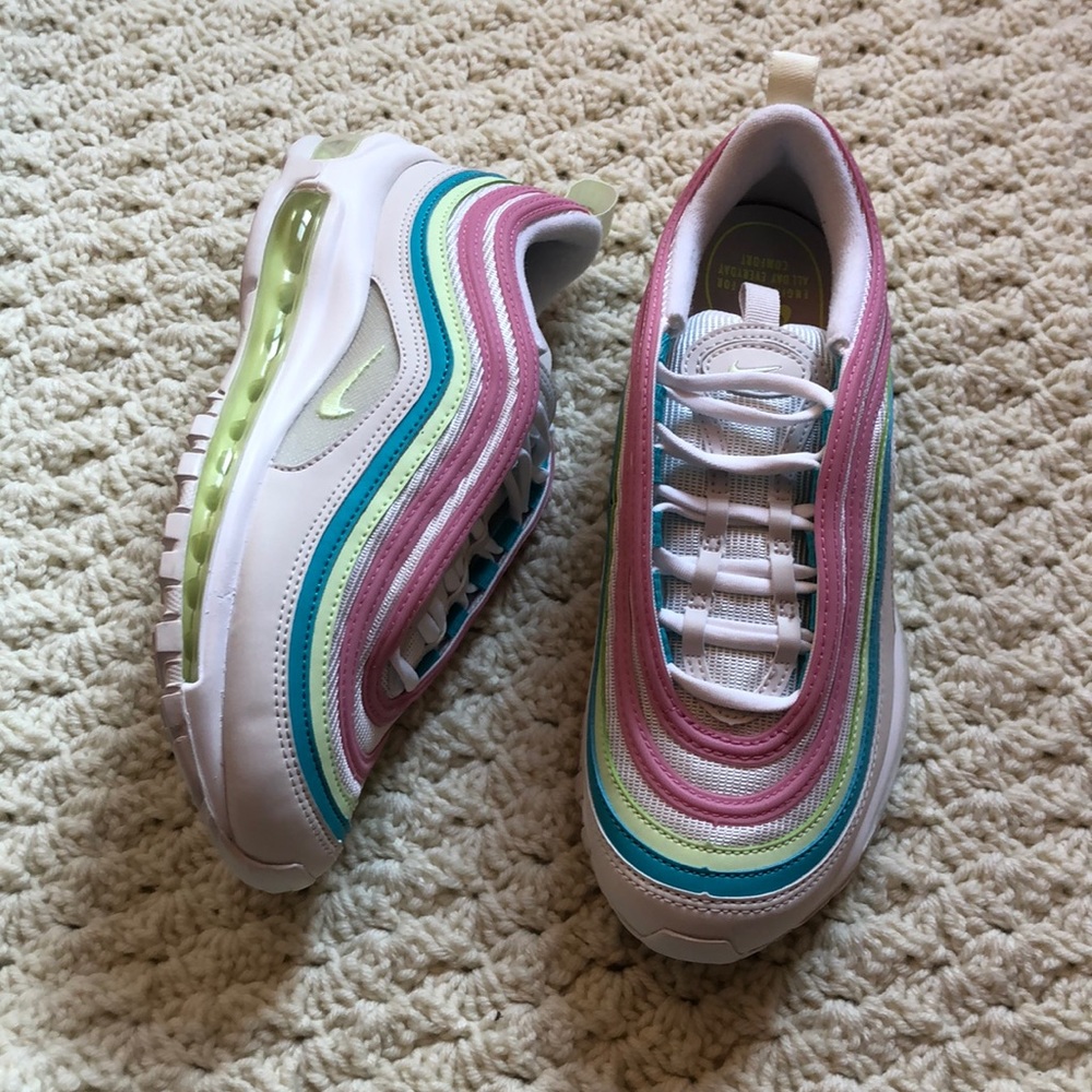 NIKE Air Max 97